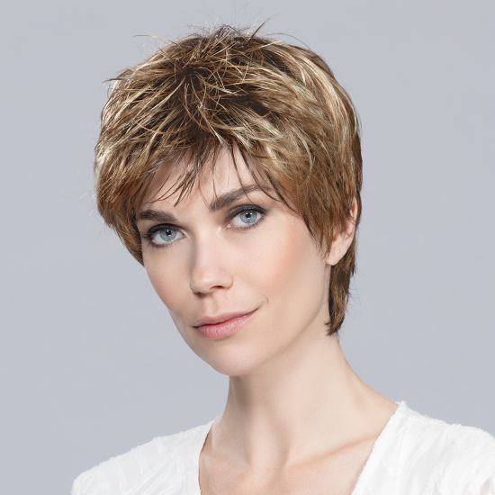 Fair sandyblonde rooted