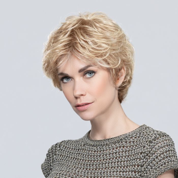 Alexis Deluxe sandyblonde rooted