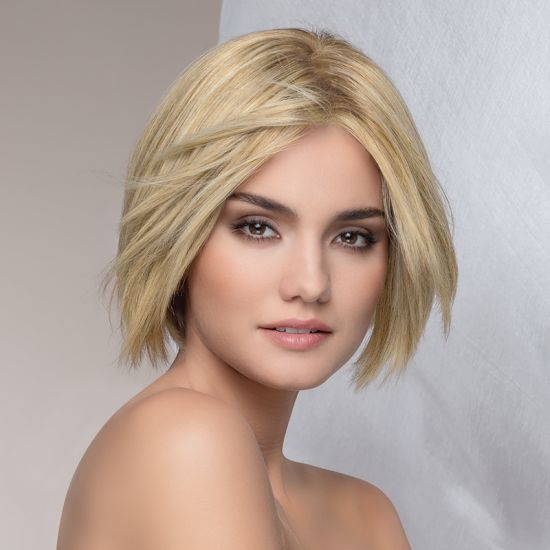 Wish pastelblonde rooted